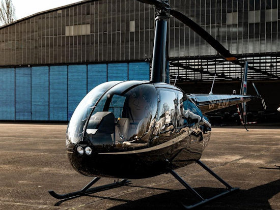 Wynajem Helikoptera z Pilotem – Luksus w Przestworzach